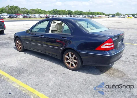 2007 Mercedes-Benz C 280 Luxury z USA, uszkodzony, nr VIN WDBRF54H57F881982